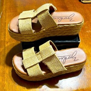Zodiac Izzy Platform Sandal Natural Woven Women’s Size 8